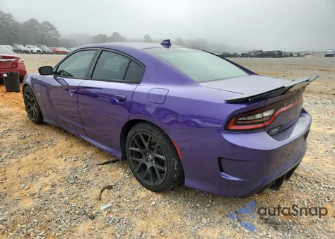 2018 Dodge Charger R/T 392 z USA, uszkodzony, nr VIN 2C3CDXGJ4JH323445
